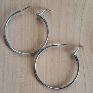 Silver plated Hoop Earrings💎